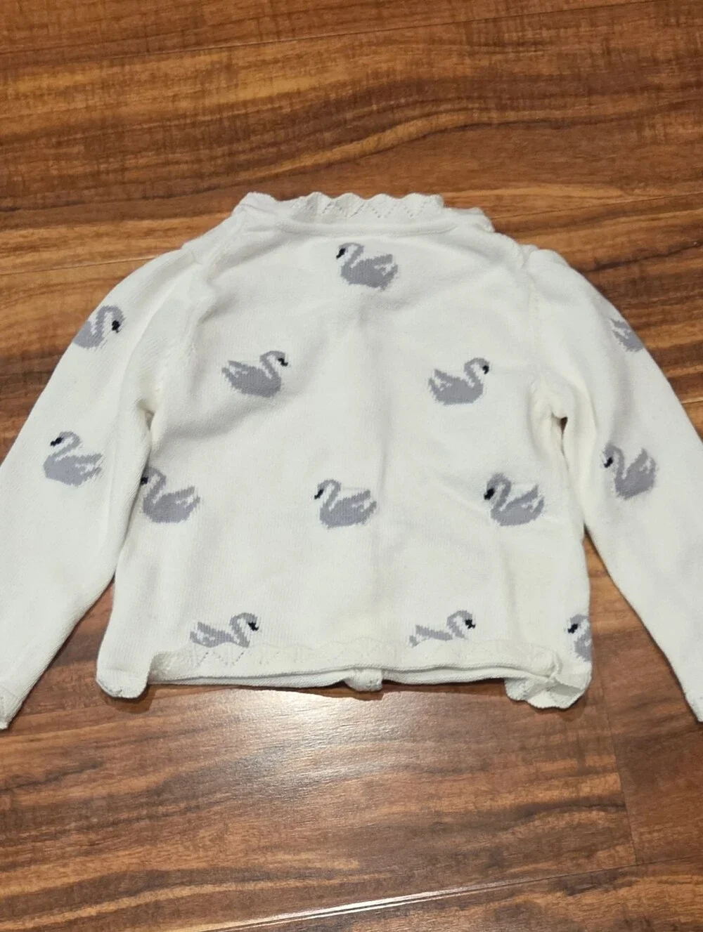 Janie and Jack EUC 18-24 months white and gray swan knit sweater and pants set
